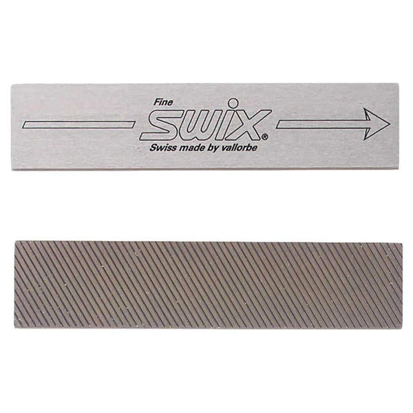 Bâton De Slalom WC PRO Swix – 125 Cm – Matériau Assemblé – Pour Ski De Compétition