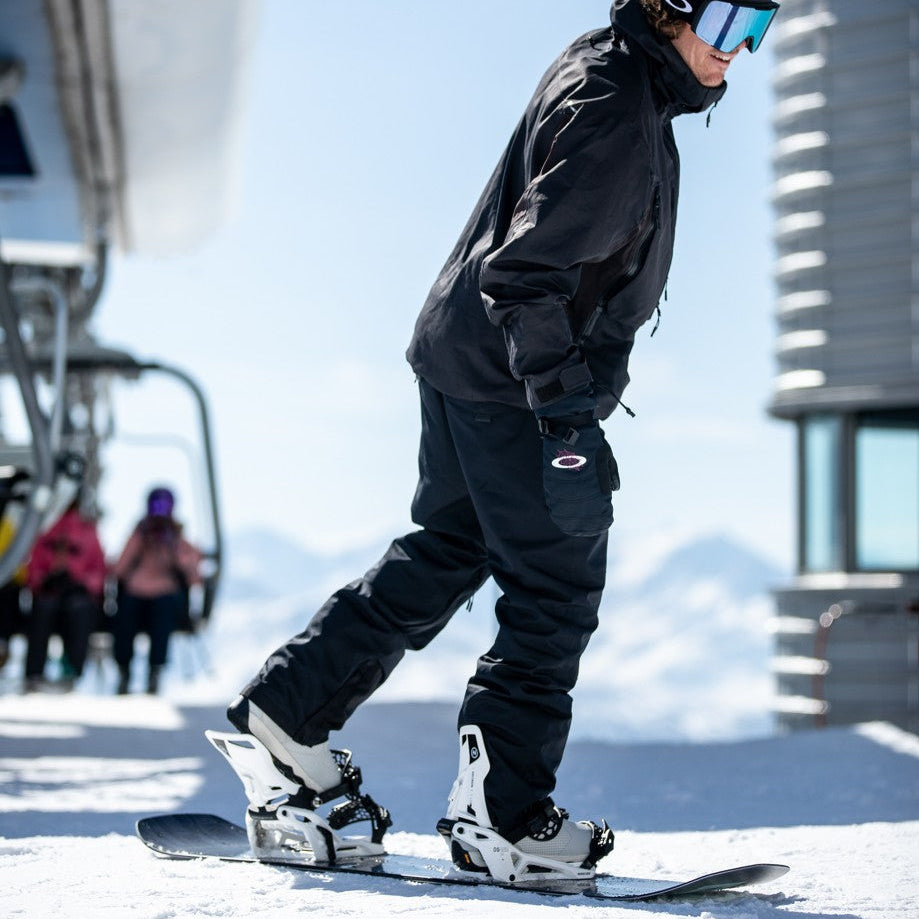 6 Things You Need in Your Snowboard Setup to Ride With Confidence