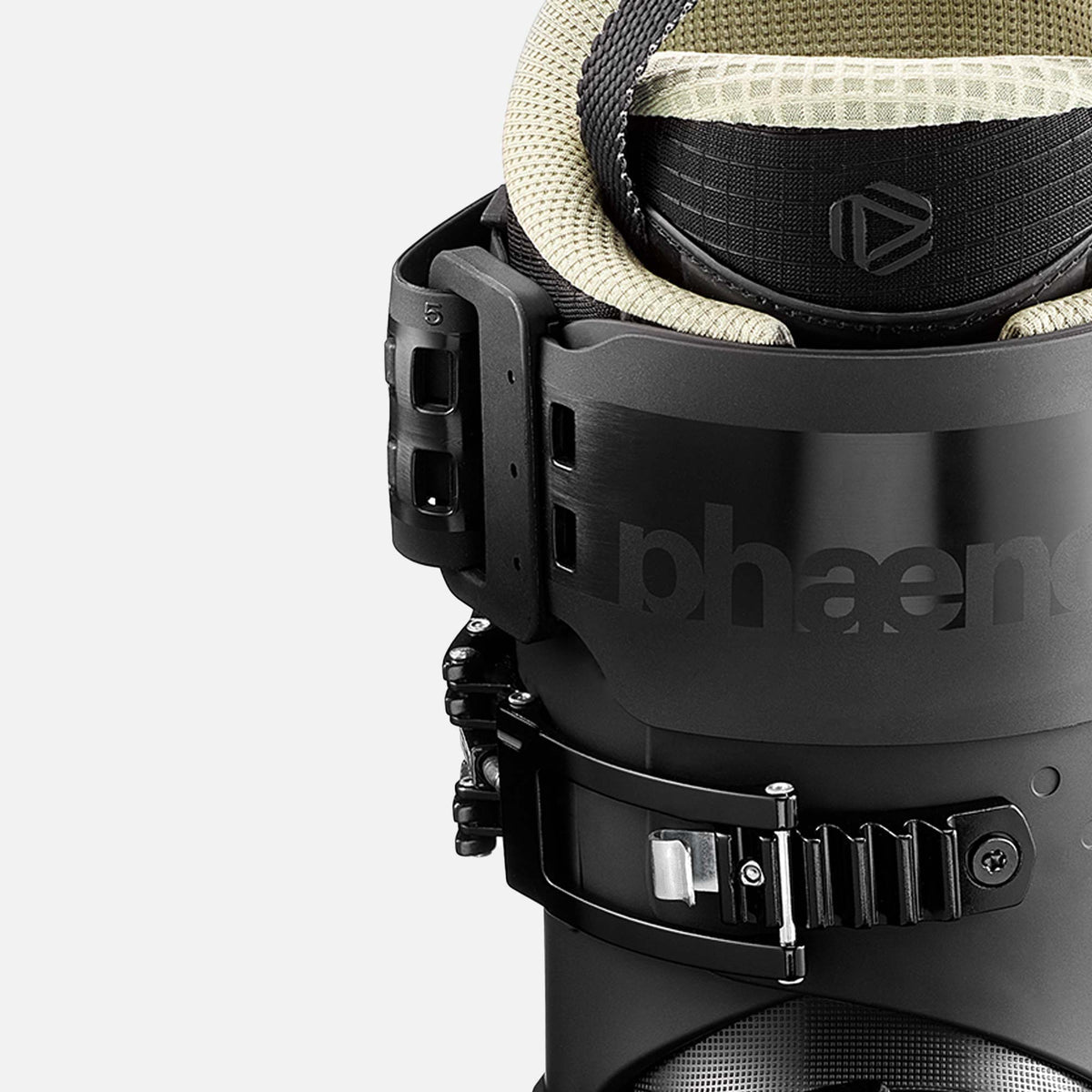 Phaenom-boots-FS-120-lux7-1x1.jpg