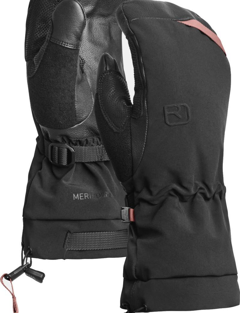 Black and pink freeride mitt