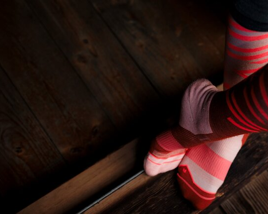 W_Socken_5000x1506_5fc30b04-5ee2-4bd7-a071-12582e0c13c1.png