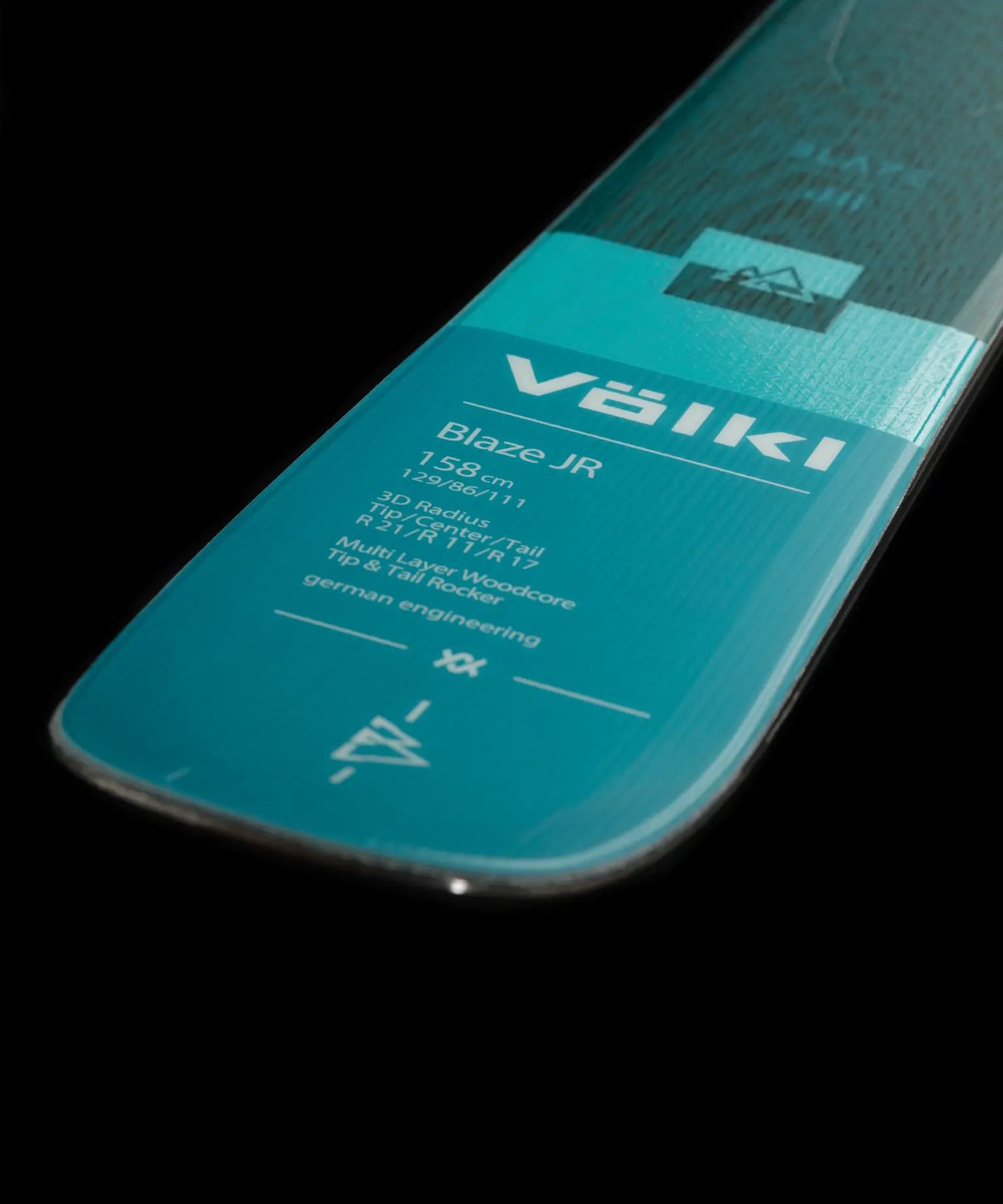 volkl-2324-blaze-jr-v2310260-2.webp